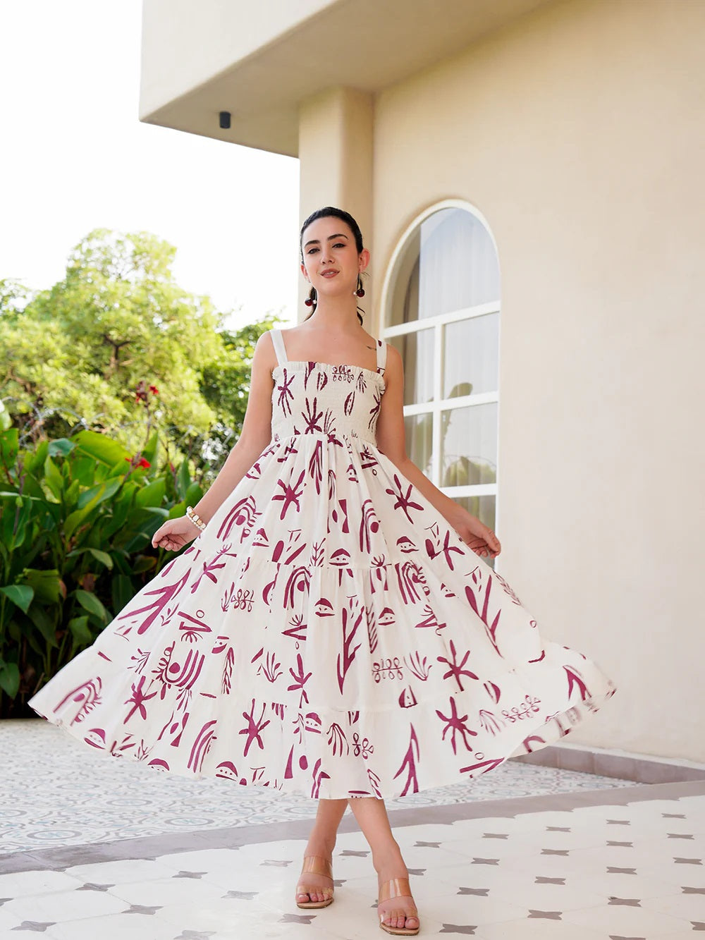 Pimu Square-Neck Maxi Dress with Graphic Print-Green | Grocsy