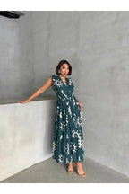 Pimu V-Neck Maxi Dress with Teal-Blue Graphic Print | Grocsy