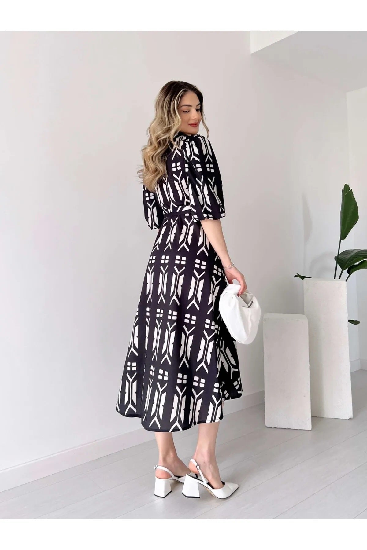 Pimu Shirt Collar Patterned Meghan Dress - Black | Grocsy