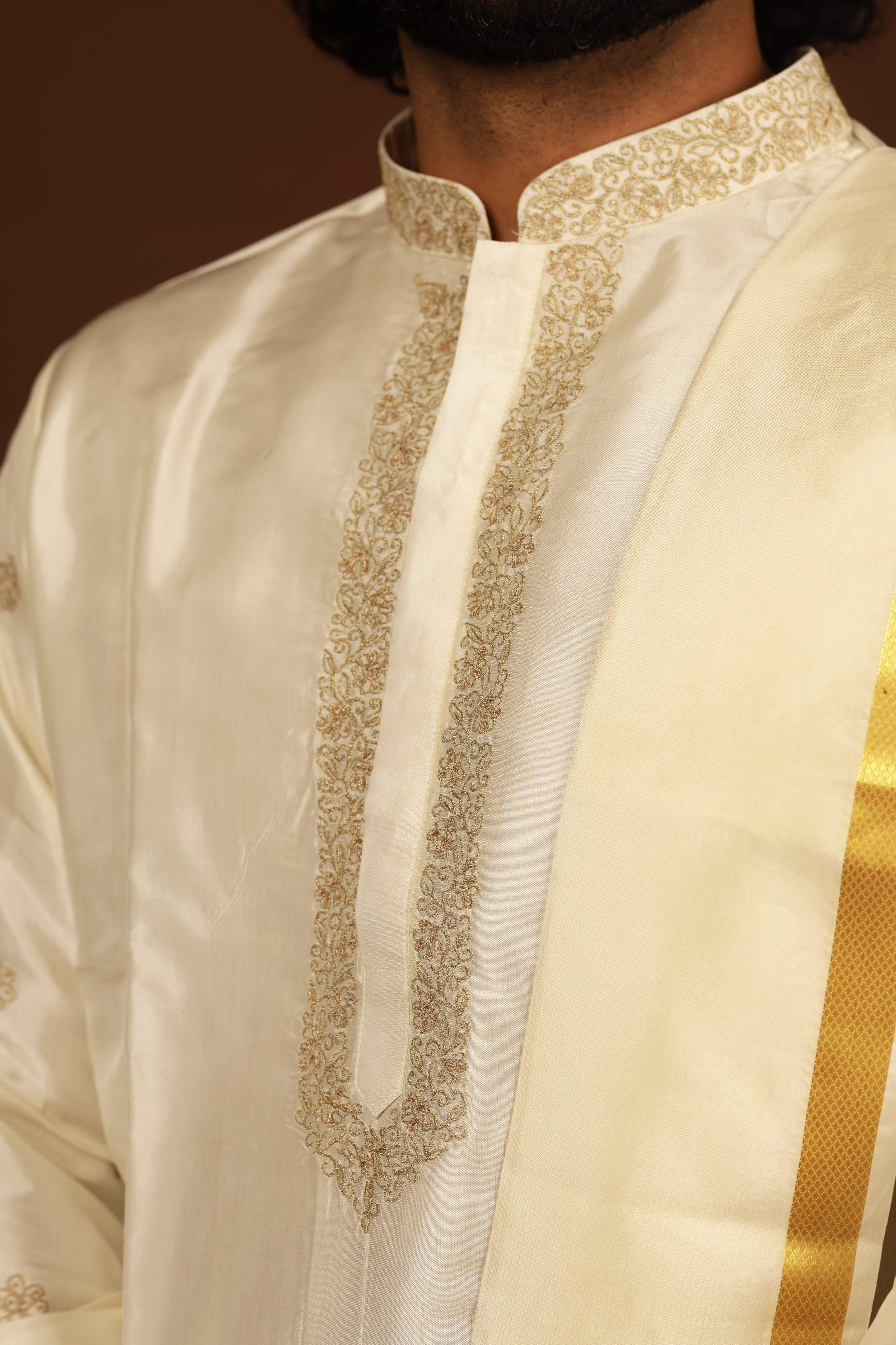 Off White Machine Embroidered Grandeur Pattu Kurta Set by Hilo Design | Grocsy