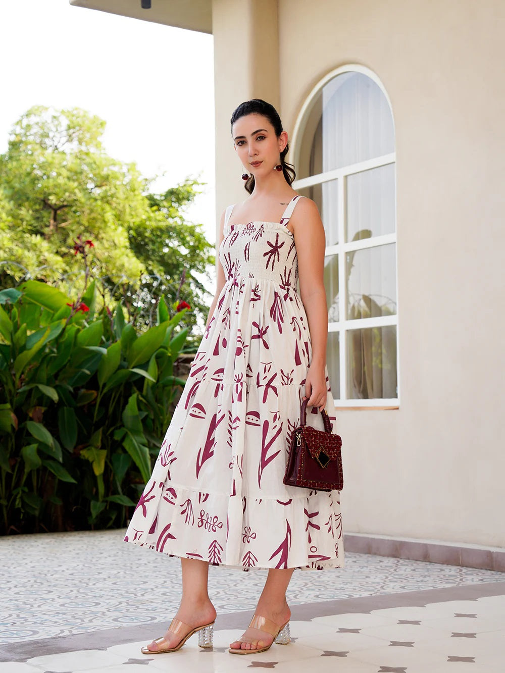 Pimu Square-Neck Maxi Dress with Graphic Print-Green | Grocsy