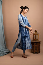 Kaajh Women's Blue Tie Dye Kurta | Grocsy