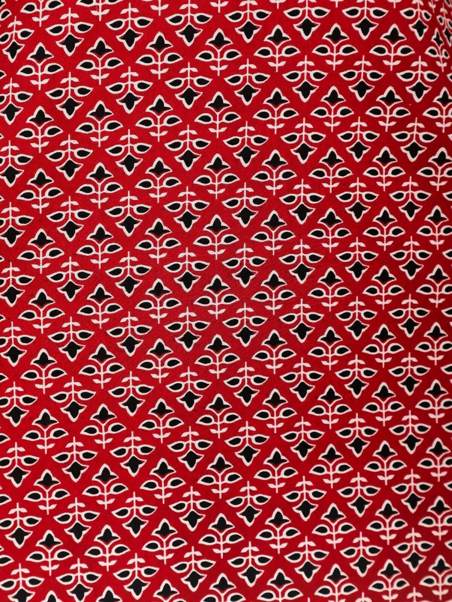 Aramya Straight Soft Cotton Geometric Print Women's Kurta - Red | Grocsy