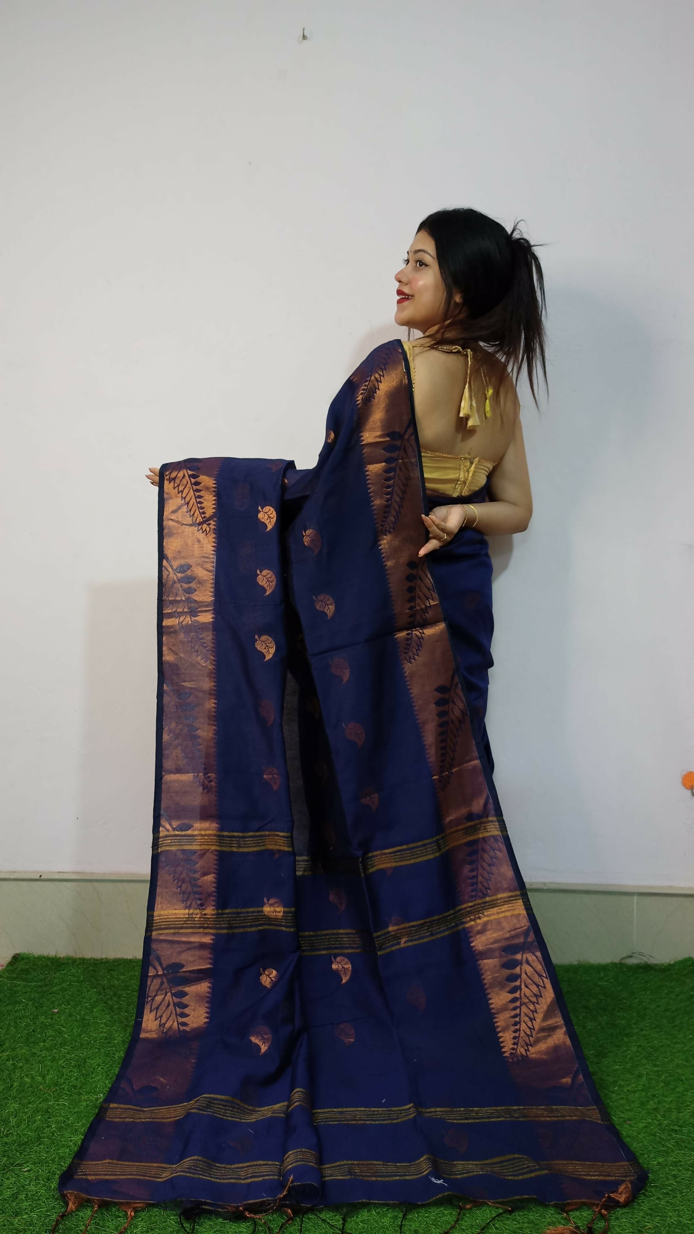 Exclusive Collection Beautiful Navy Blue Cotton Silk Woven Handloom Saree With Running Blouse Piece | Grocsy