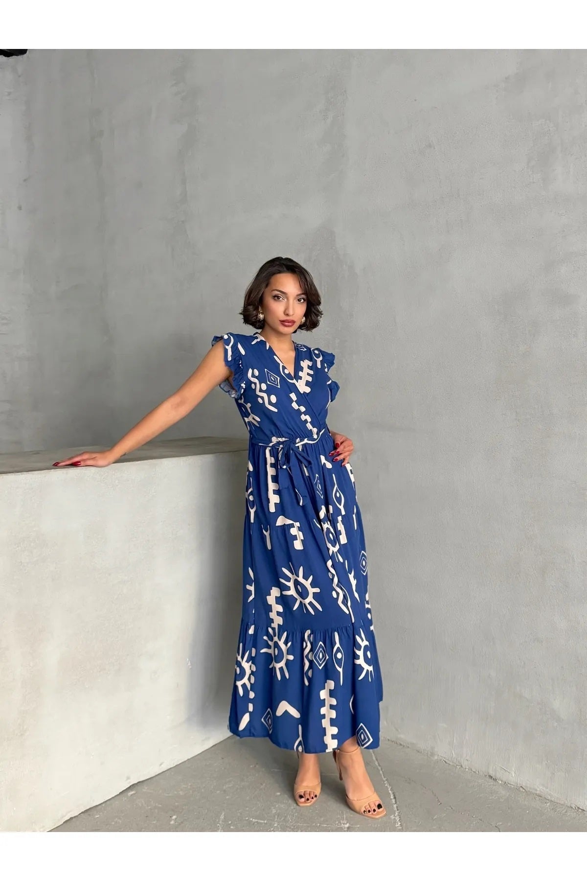 Pimu V-Neck Maxi Dress with Royal-Blue Graphic Print | Grocsy