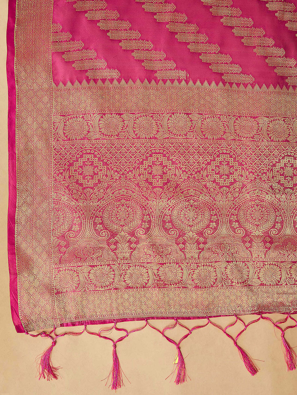Sangria Ethnic Motifs Woven Design Organza Saree | Grocsy