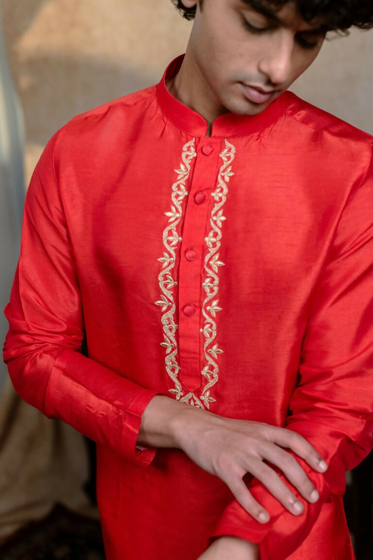 Falling Raw Silk Red Padma Gopala By Hilo Design | Grocsy