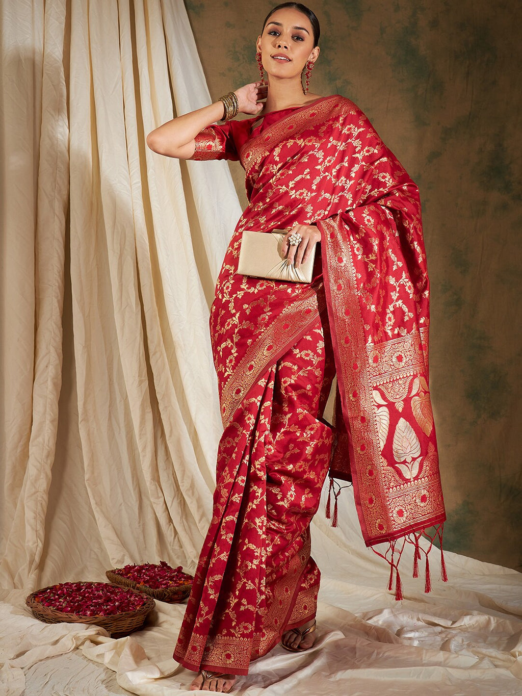 Sangria Red & Gold-Toned Floral Woven Design Zari Banarasi Saree | Grocsy