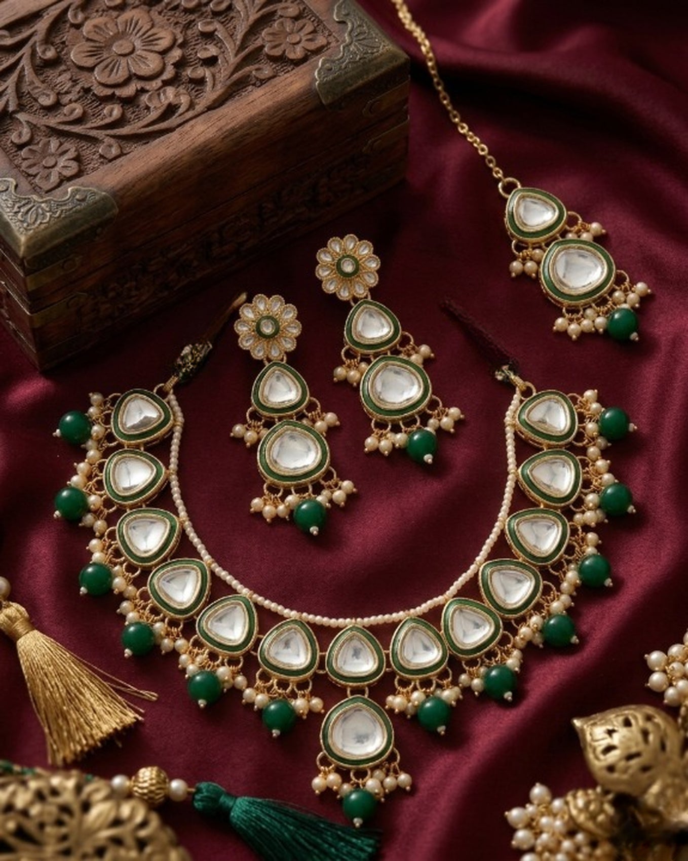 Jewel City undan Gold-Plated Emerald Green Pearl Choker Necklace Set | Indian Ethnic Bridal Wedding Jewellery | Handcrafted | Grocsy