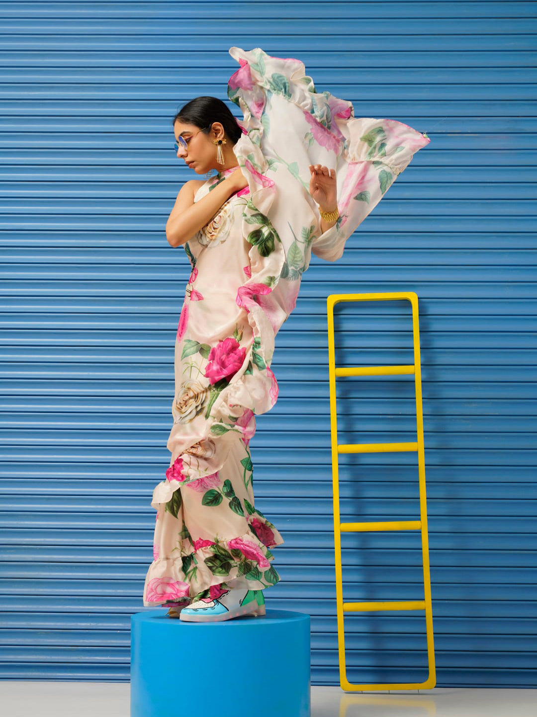 Tikhi Imli Floral Printed Poly Crepe Saree | Grocsy