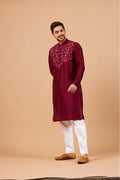 Leaf Motif Kurta by Hilo Design | Grocsy
