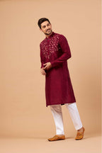 Leaf Motif Kurta by Hilo Design | Grocsy
