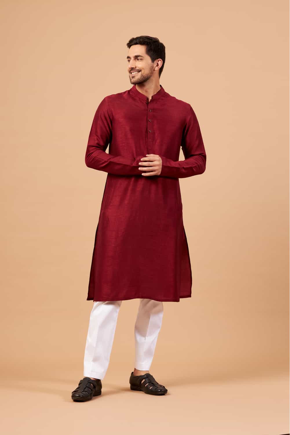 Maroon Plain Kurta by Hilo Design | Grocsy