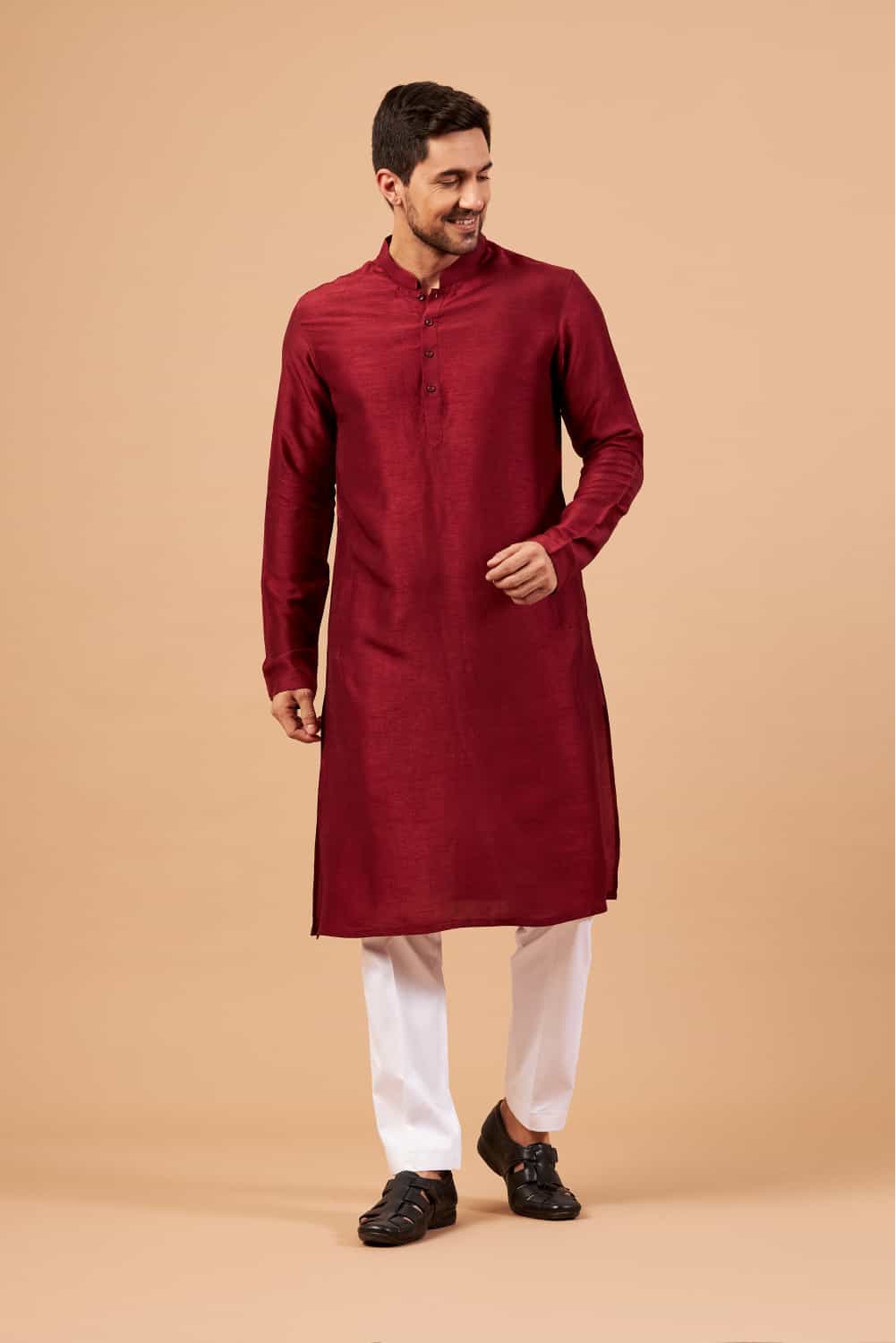 Maroon Plain Kurta by Hilo Design | Grocsy