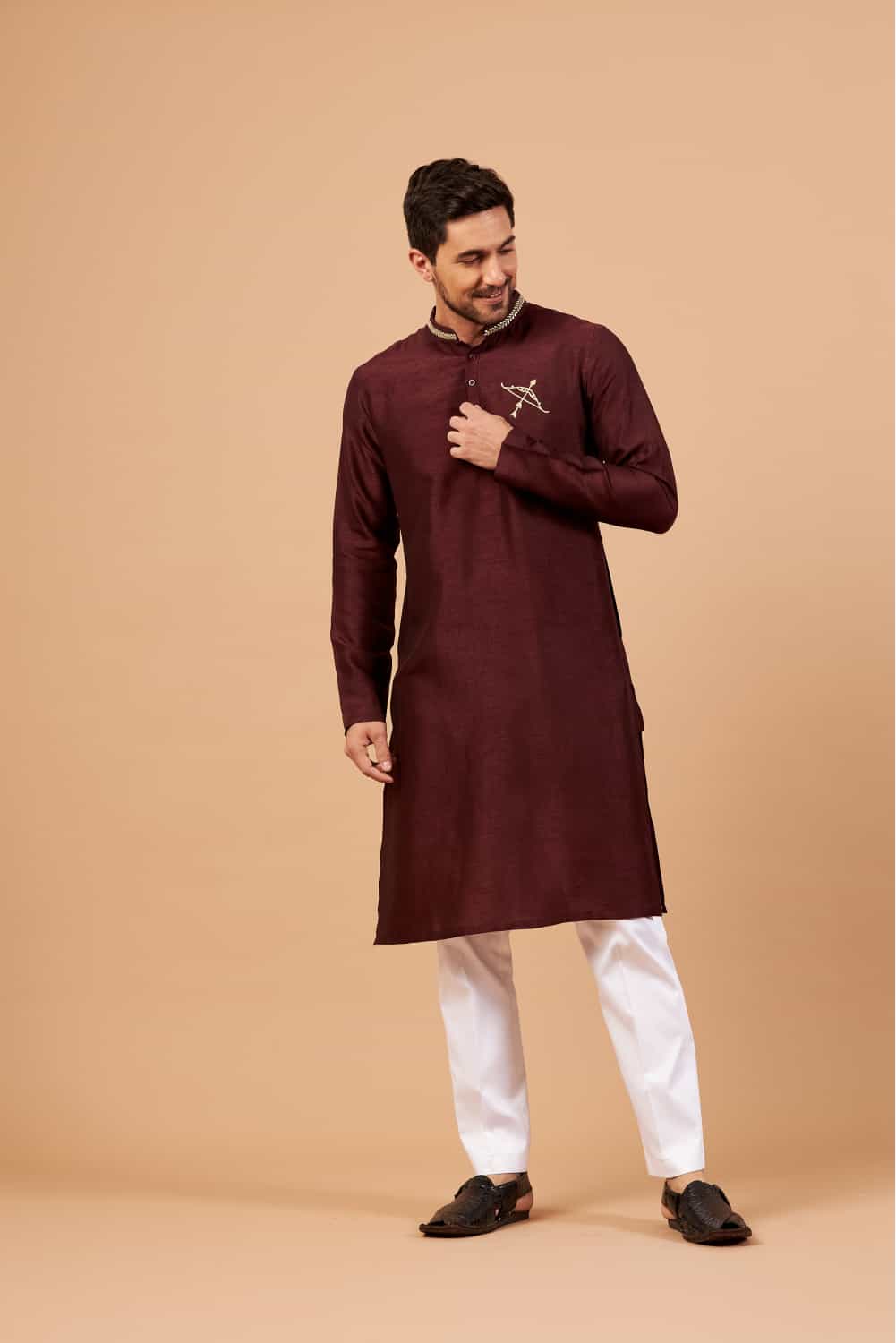 Adira Gold Zari Embroidered Kurta by Hilo Design | Grocsy
