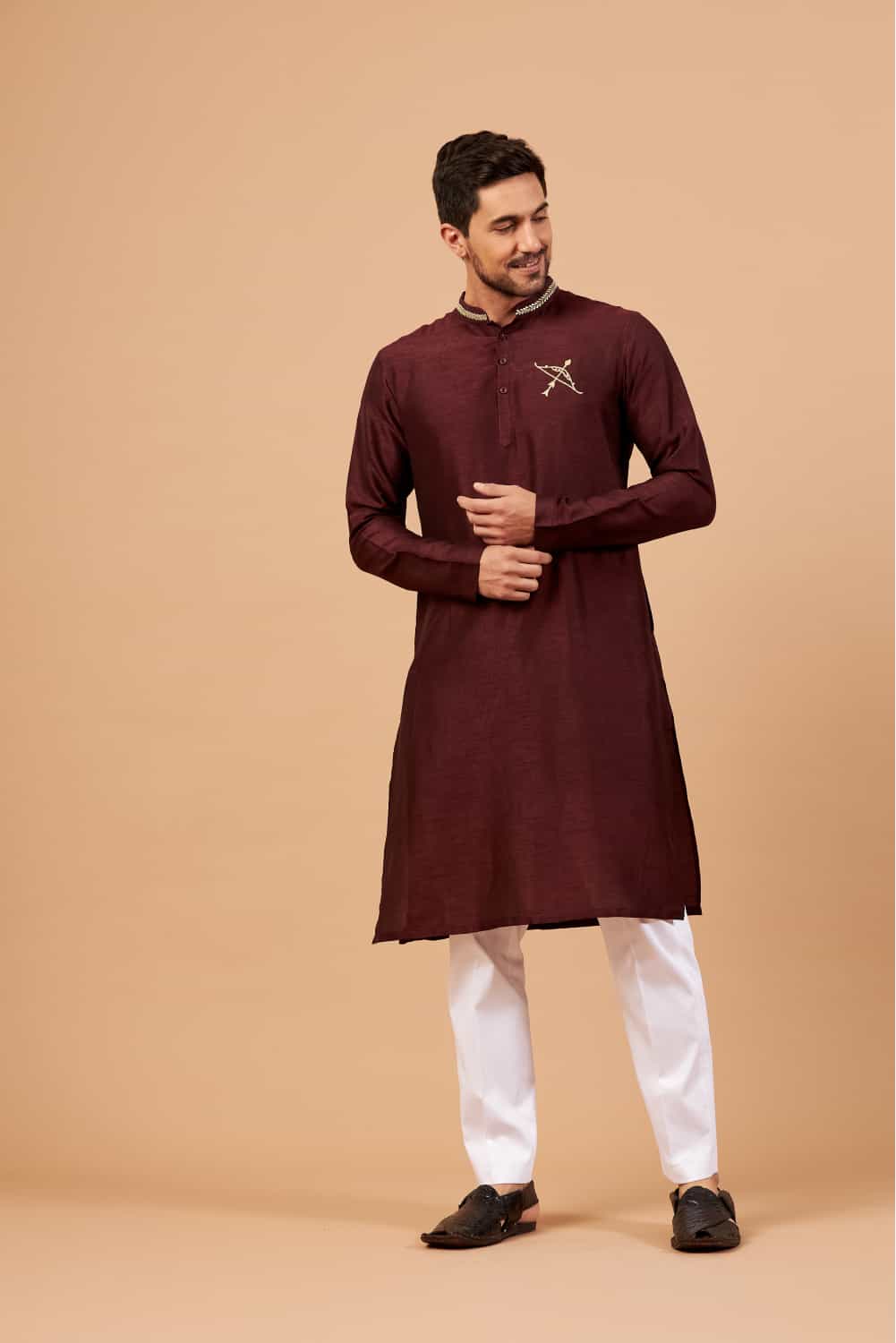 Adira Gold Zari Embroidered Kurta by Hilo Design | Grocsy