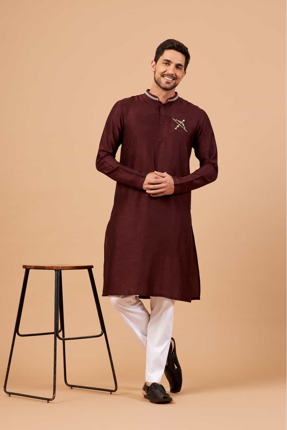 Adira Gold Zari Embroidered Kurta by Hilo Design | Grocsy