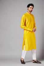 Yellow Plain Kurta by Hilo Design | Grocsy