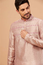 Florne Floral Geometric Embroidered Kurta by Hilo Design | Grocsy