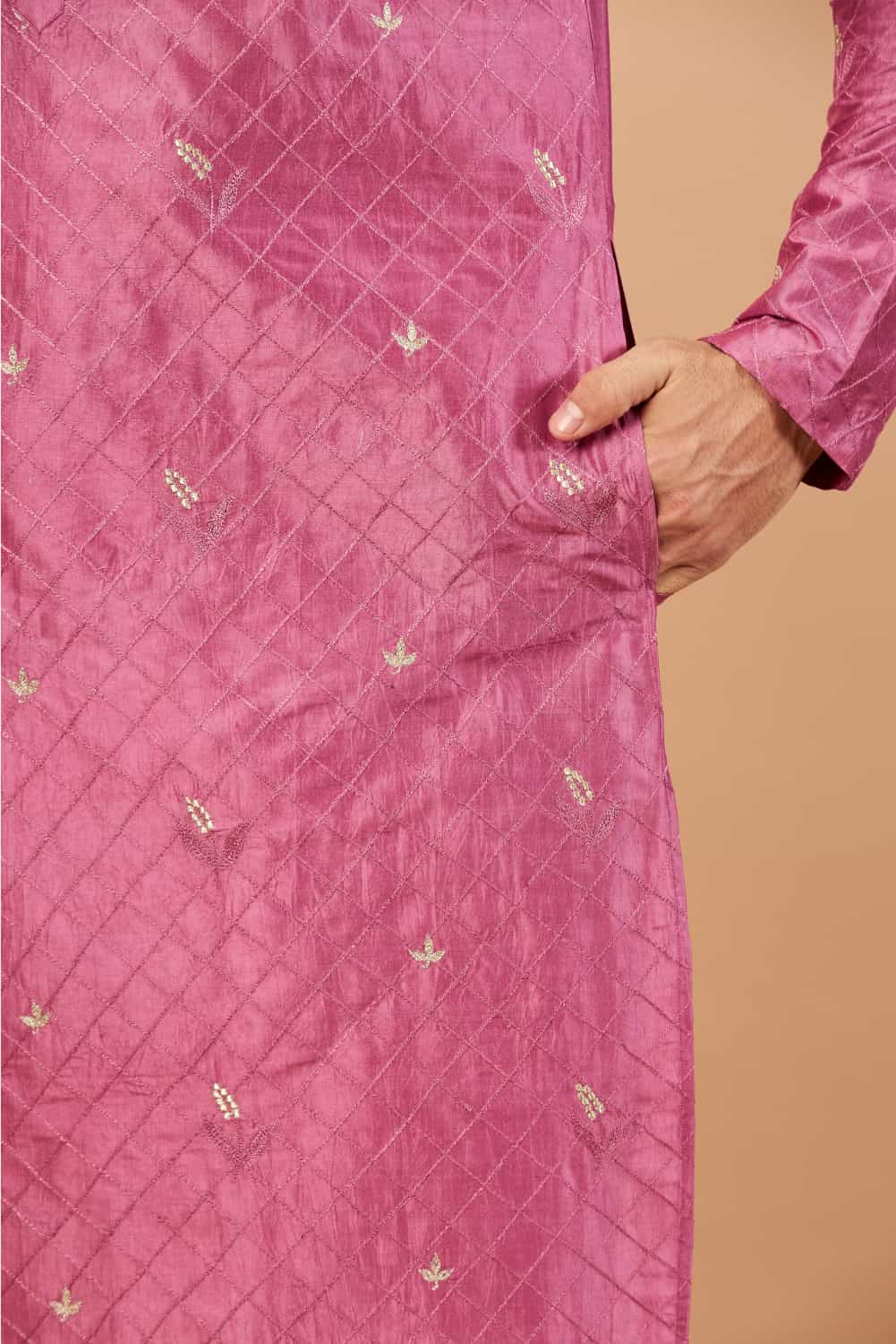 Pumetric Leaf Embroidered Purple Kurta by Hilo Design | Grocsy