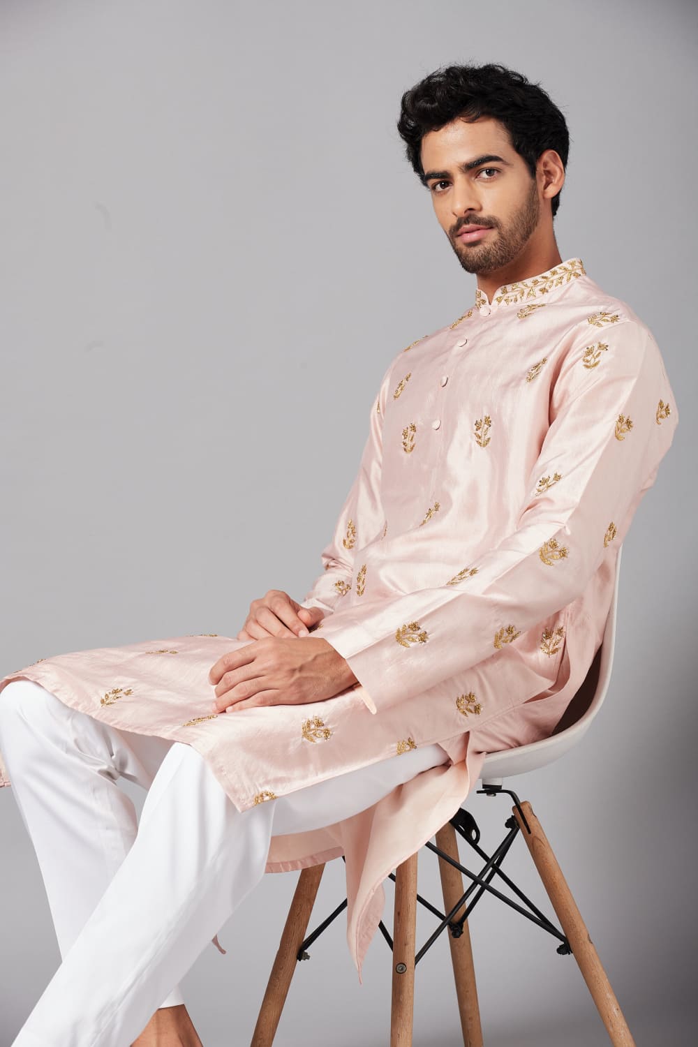 Krusos Hand Embroidered Kurta by Hilo Design | Grocsy