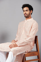 Moori Peach Embroidered Kurta by Hilo Design | Grocsy