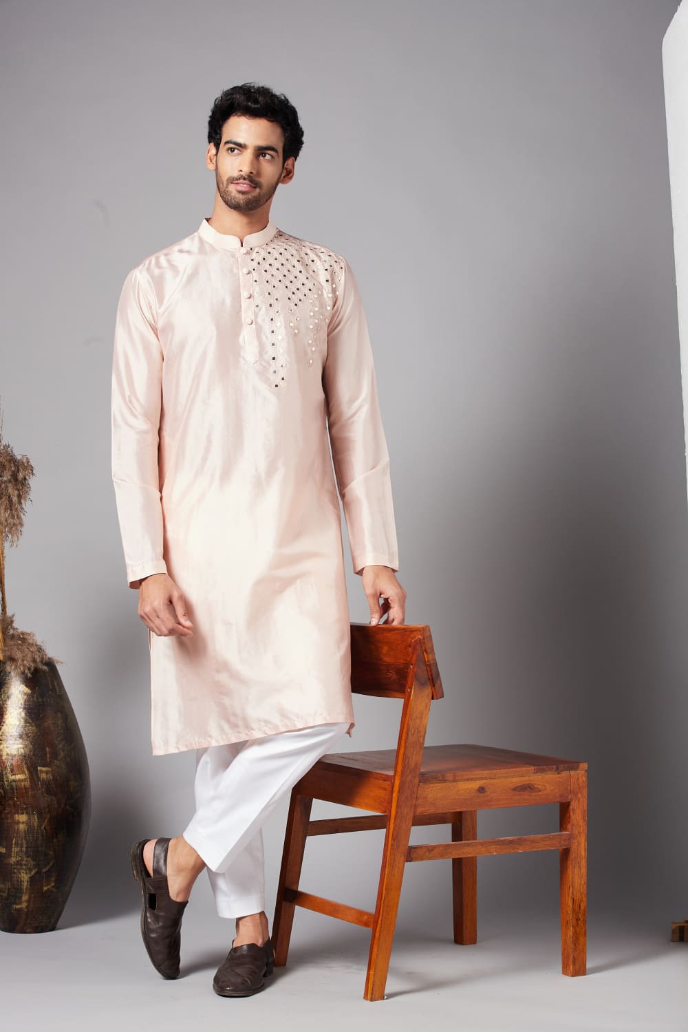 Rooyi Position Mirror Work Kurta by Hilo Design | Grocsy