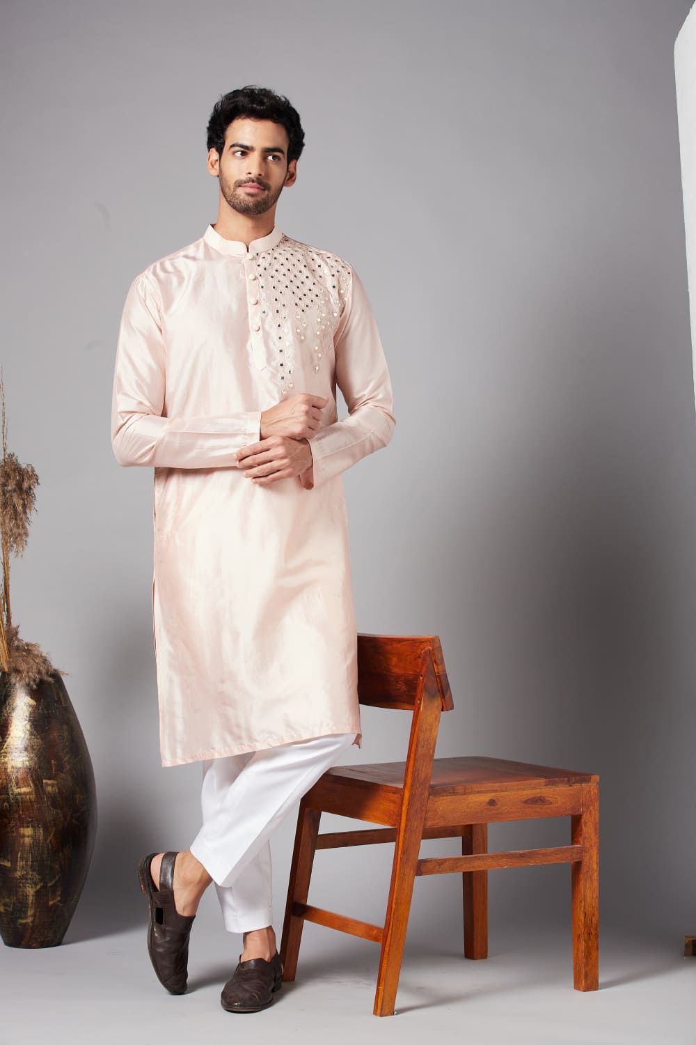 Rooyi Designer Men's Kurta by Hilo Design | Grocsy