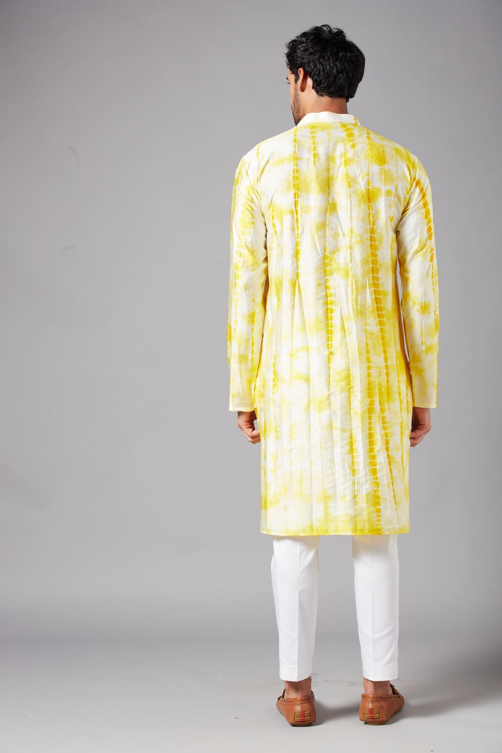 Tintlo Yellow Tie & Dye Kurta by Hilo Design | Grocsy
