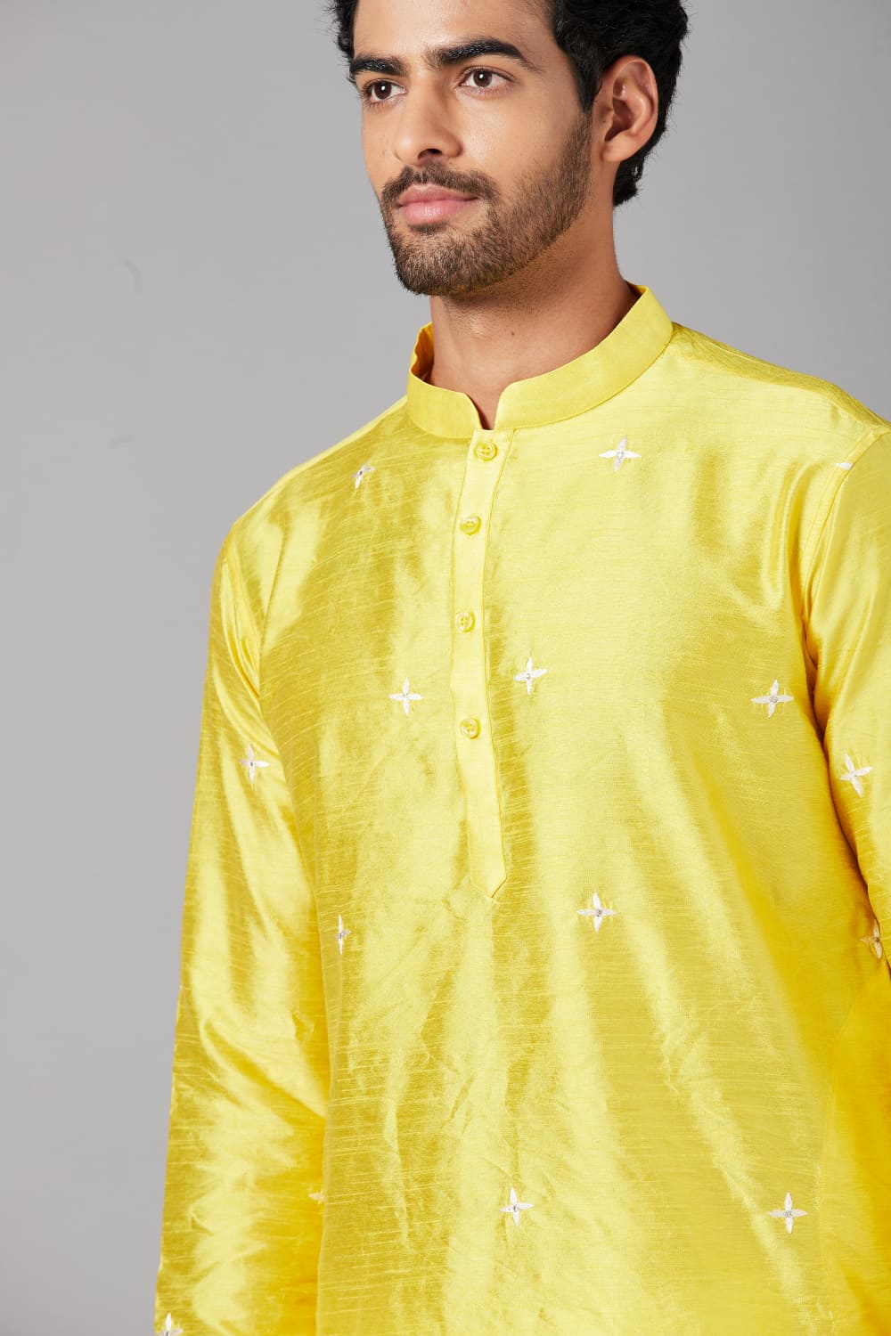 Saanjh Yellow Embroidered Kurta by Hilo Design | Grocsy
