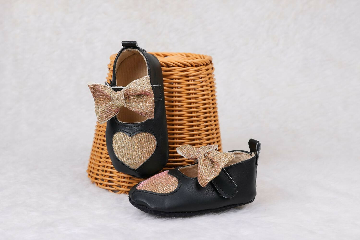 Tiny Bugs Girls Heart Bow Detailing Booties - Black & Gold | Grocsy
