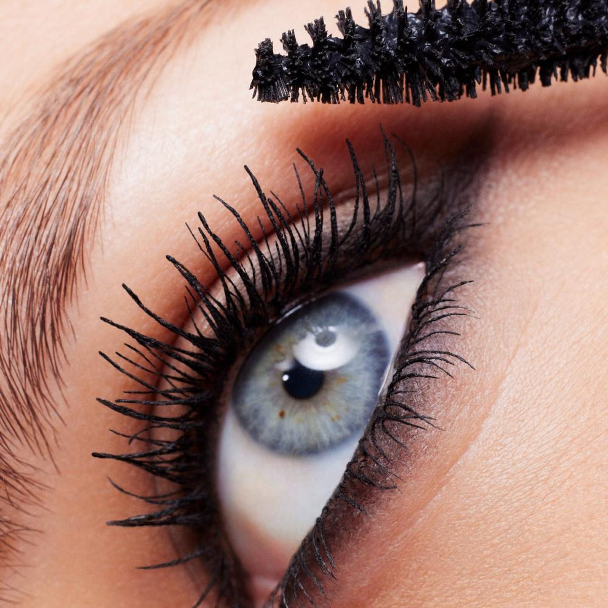 Clarins Wonder Volume Mascara XXL | Grocsy