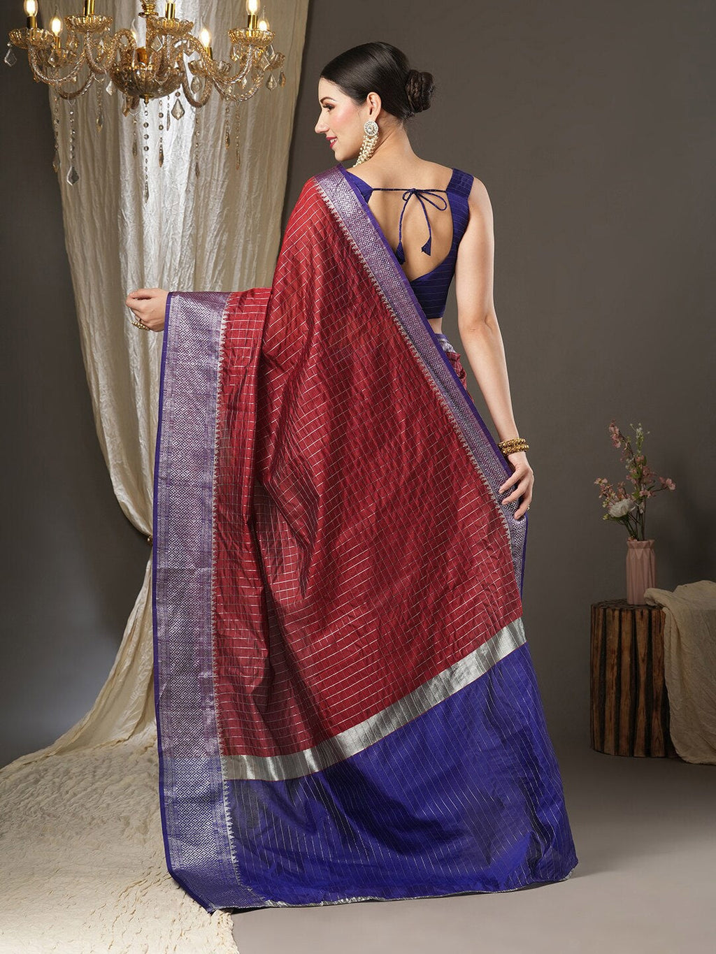 Saree Mall Checked Zari Festive Sarees | Grocsy