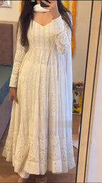 Yash Enterprise Off White Fux Blooming Embroidery Suit Set | Grocsy