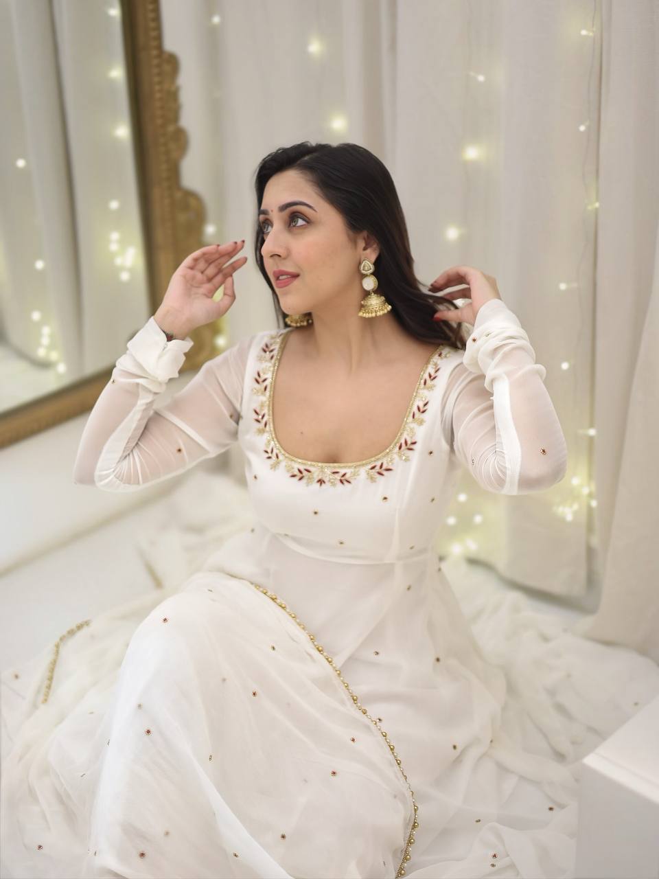 Yash Enterprise White Star Georgette Silk Embroidery Party Wear Uit Set | Grocsy