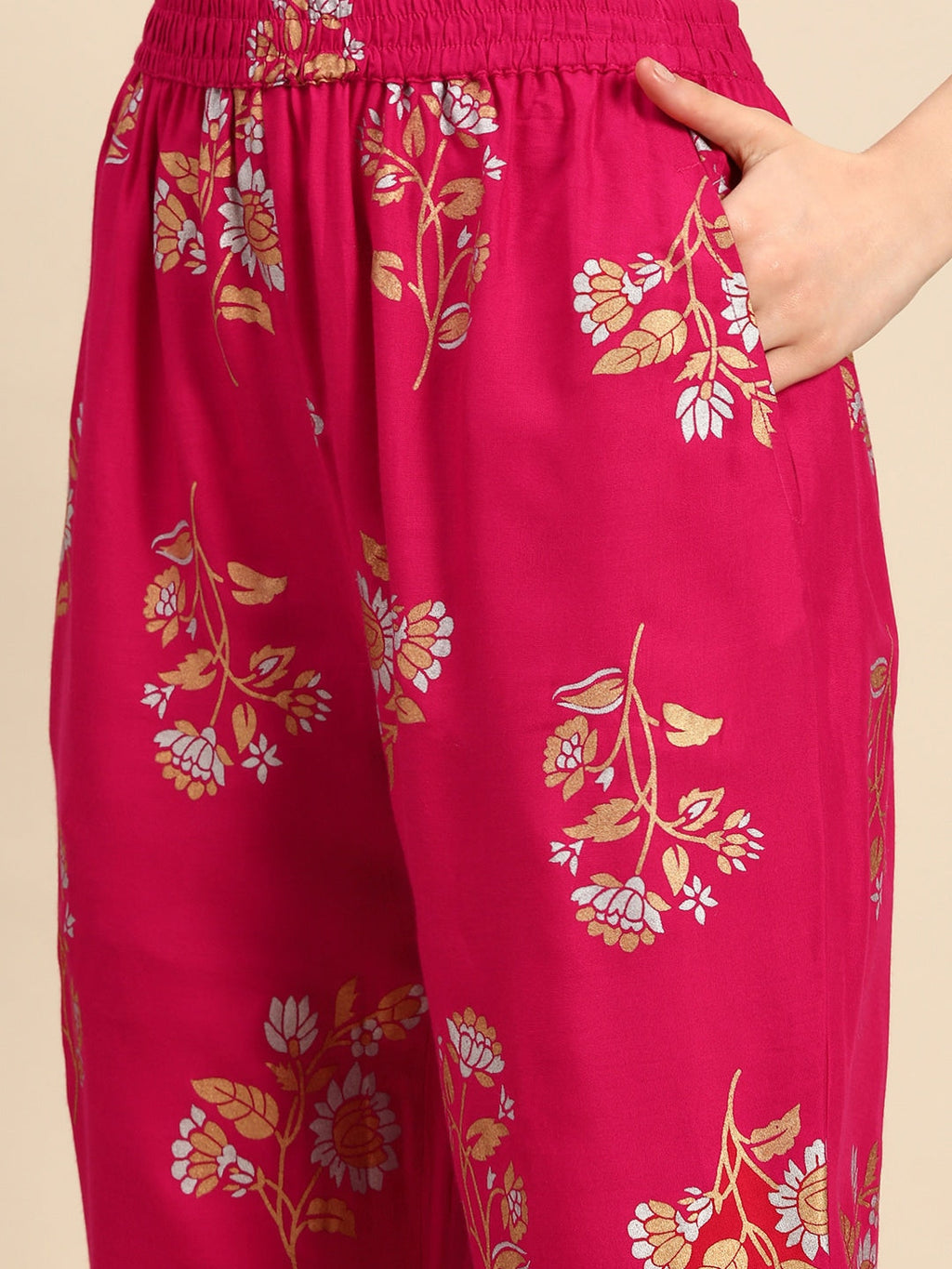 Sangria Floral Printed Regular Kurta With Trousers & Dupatta | Grocsy