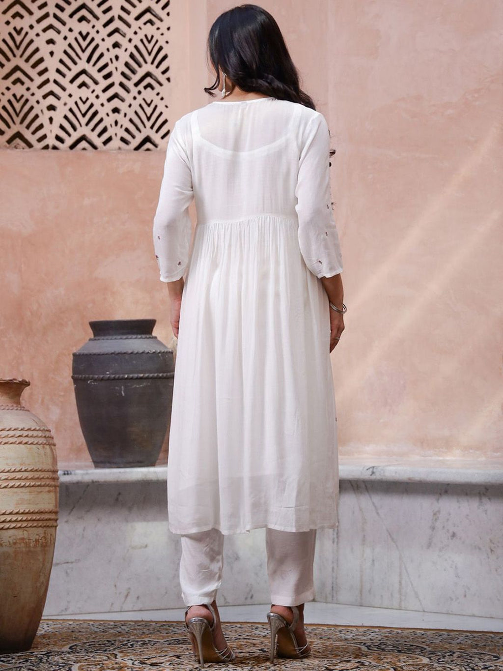 Sangria Floral Embroidered Thread Work Kurta with Trouser | Grocsy