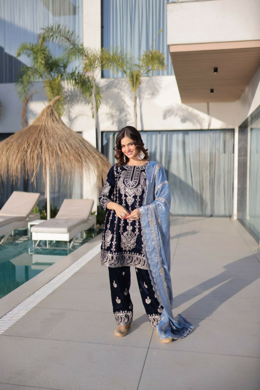 Teeya Creation Womens New Fancy Velvet With Rich Zari Embroidered Work Kurta Set | Grocsy