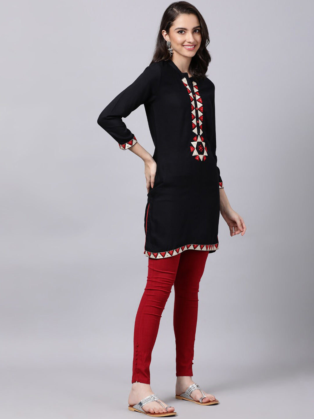 Souchii Women Black Geometric Embroidered Grandeur & Majestic Artwork Kurta | Grocsy
