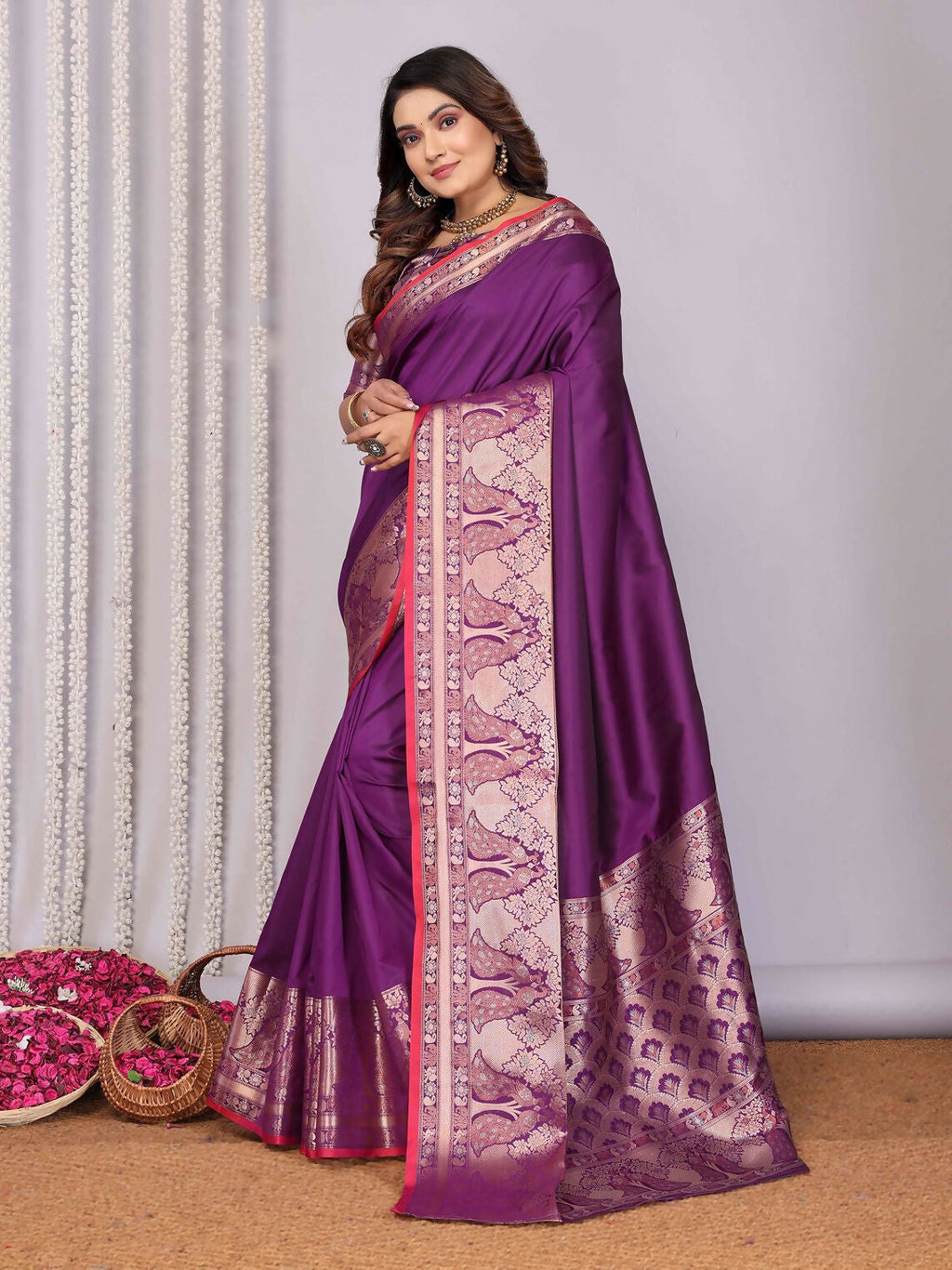 Joban Fashion Magenta Woven Banarasi Silk Sarees | Grocsy