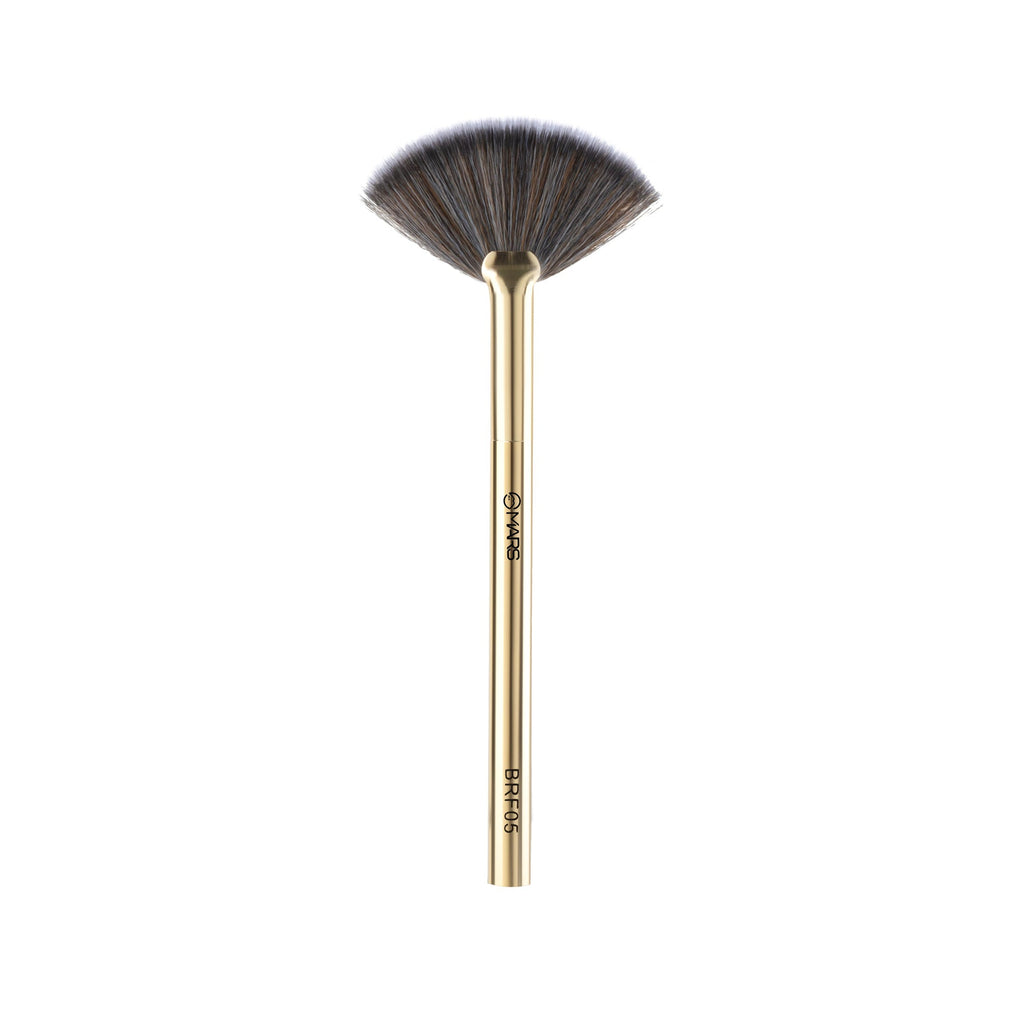 MARS Cosmetics Professional Fan Highlighting Brush | Grocsy