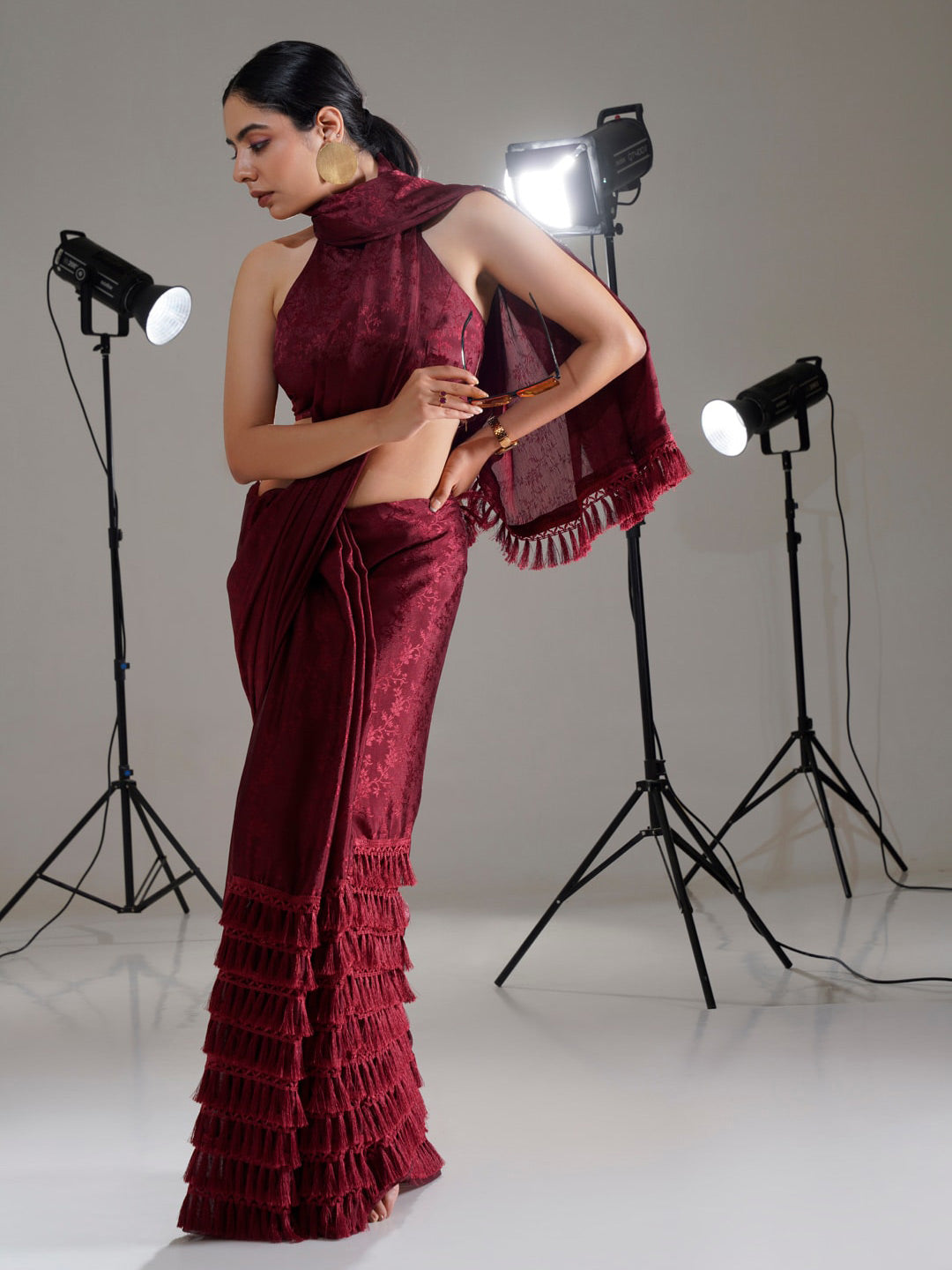 Tikhi Imli Maroon Woven Design Saree | Grocsy