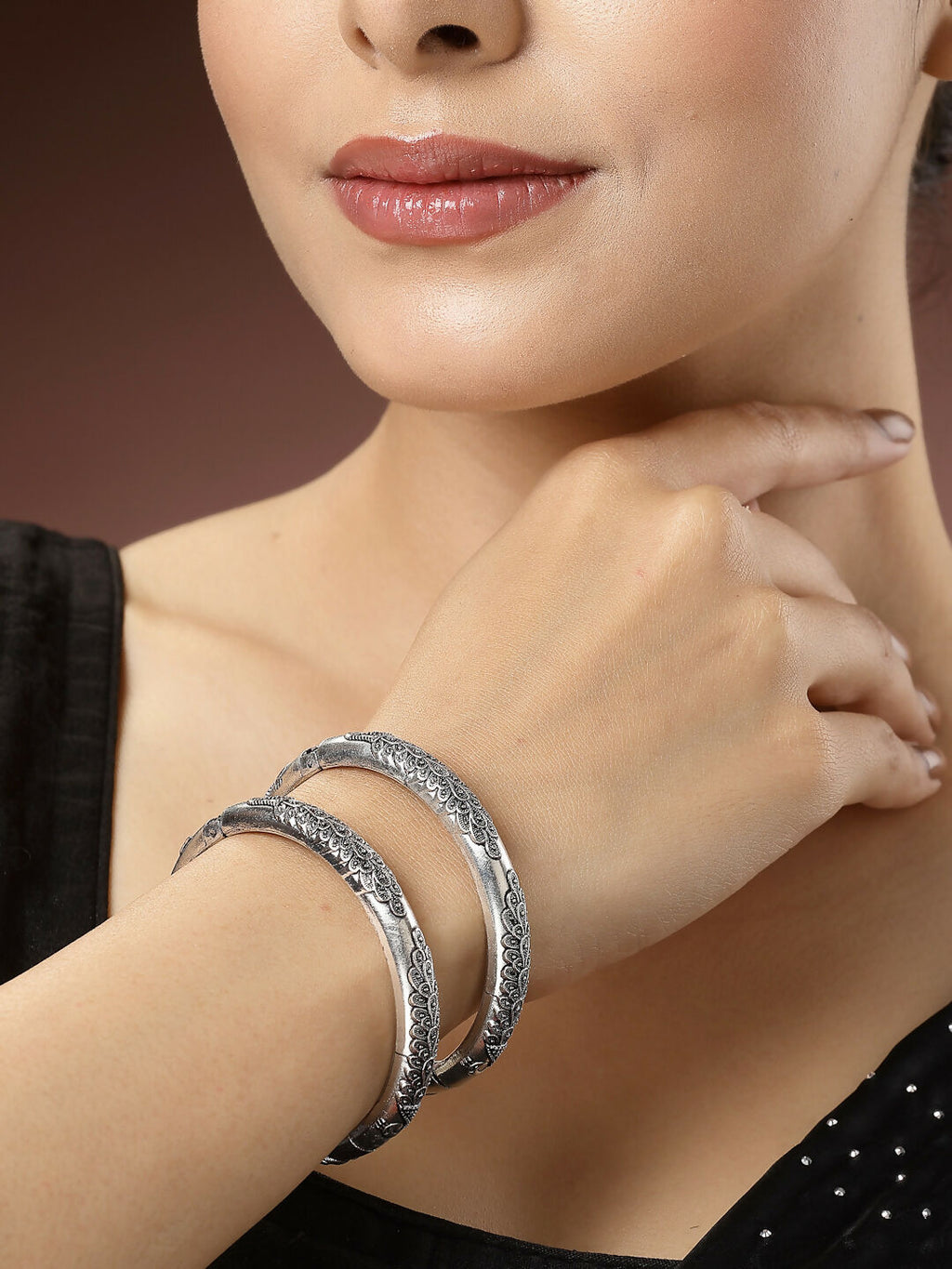 NVR Women's Silver-Toned German Silver Peacock Design Oxidised Kada Bangle
