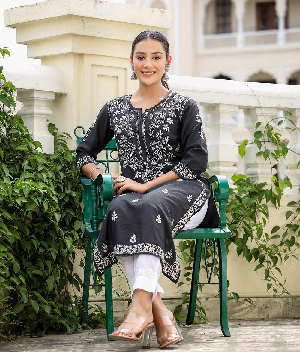 Kaajh Women's Black Chikhankari Embroidered Kurta Pant Set | Grocsy