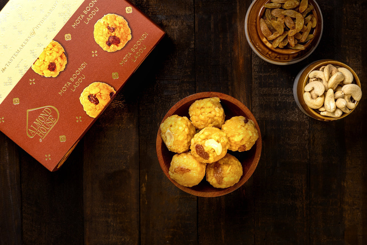 Almond House Motaboondi Laddu (MAP) | Grocsy