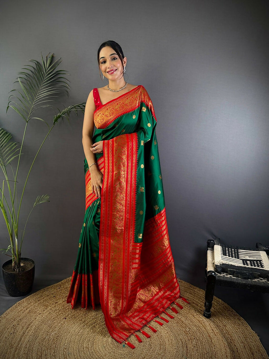 Joban Fashion Banarasi Green Woven Soft Silk Saree | Grocsy
