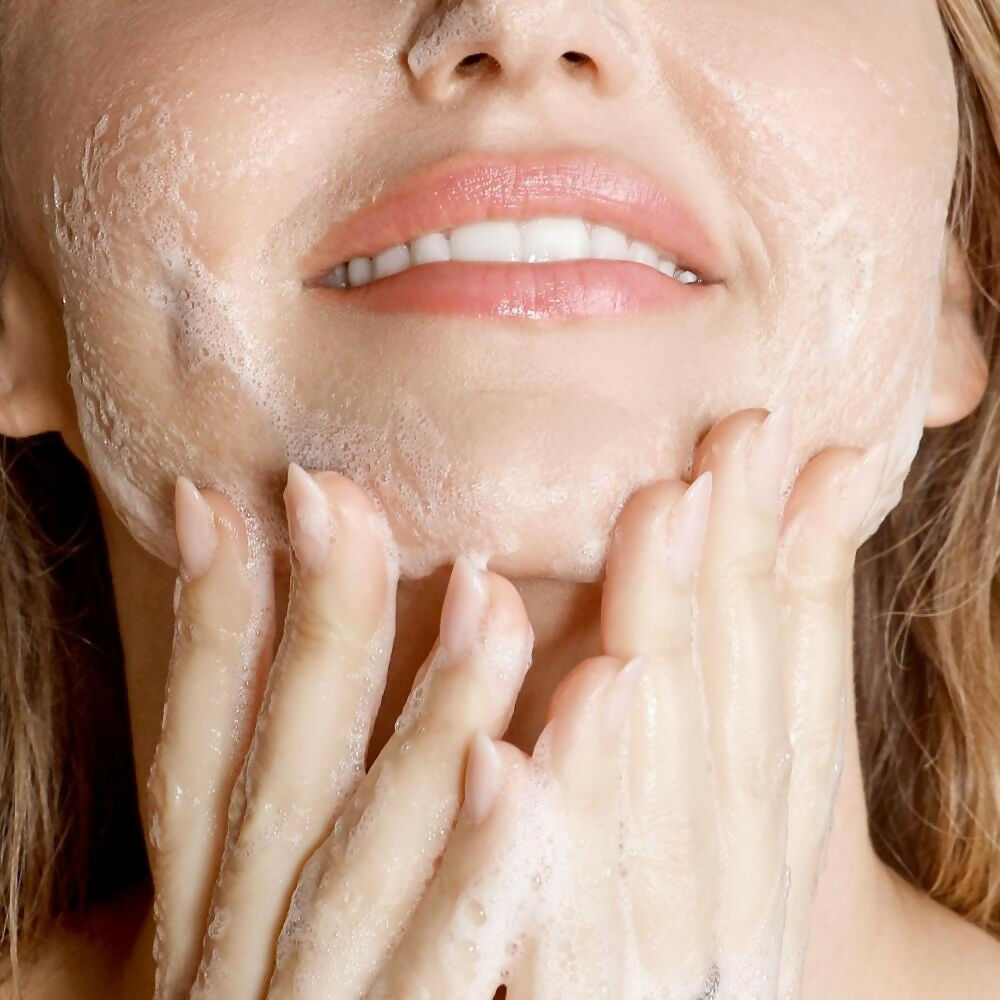 Kora Organics Turmeric Glow Foaming Cleanser | Grocsy