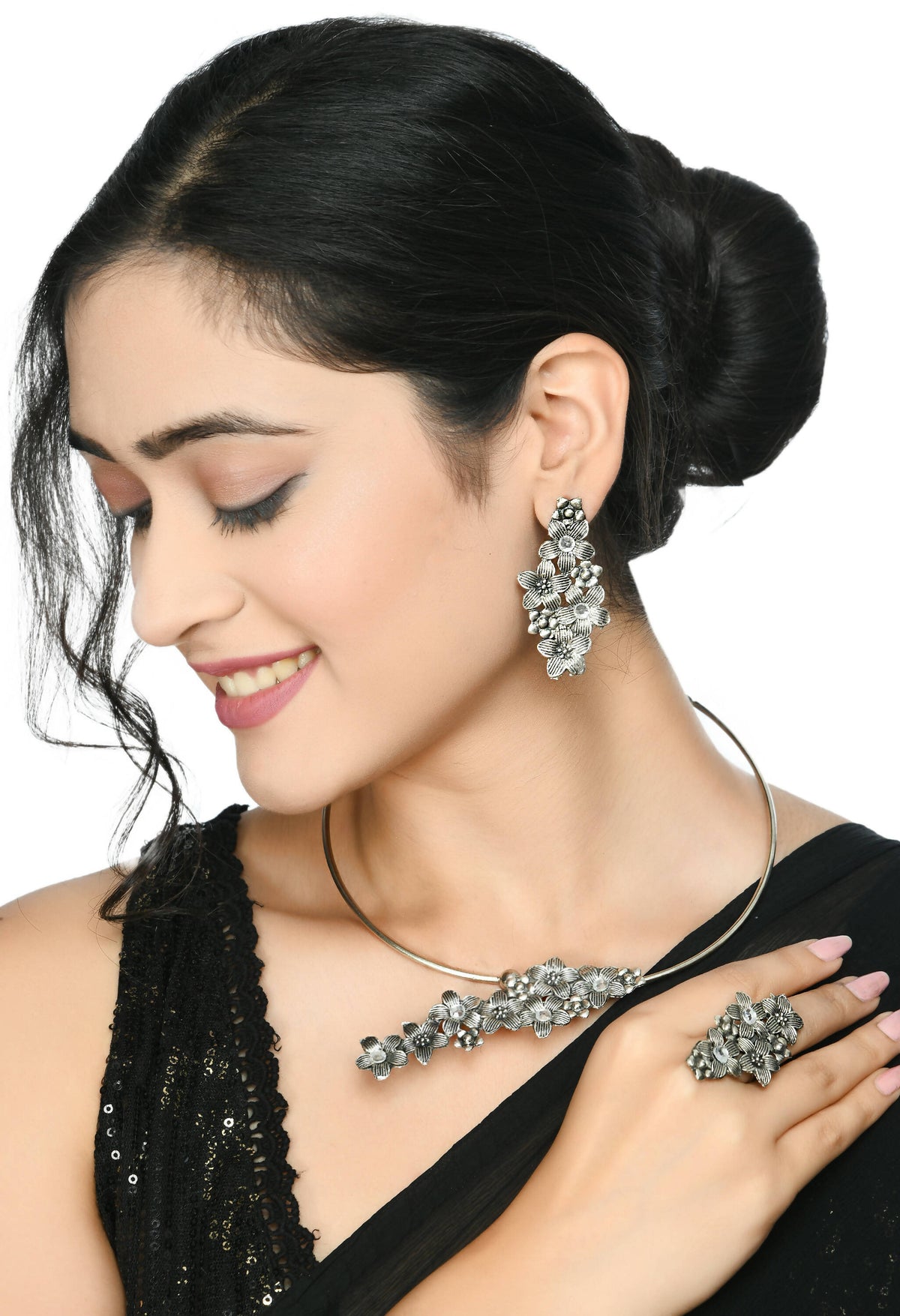 Mominos Fashion Johar Kamal Oxidised Silver-Plated Hasli Design Necklace Choker Set For Women | Grocsy
