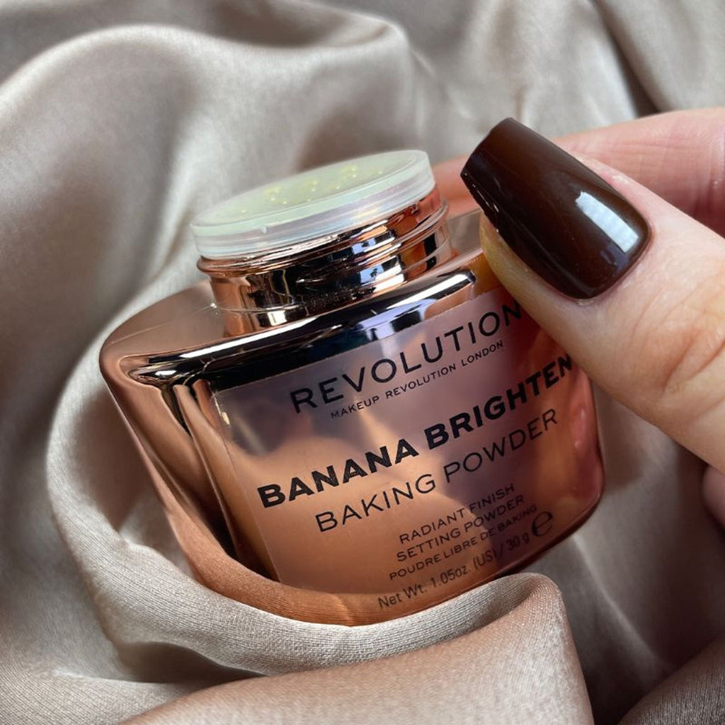 Makeup Revolution Banana Brighten Baking Powder - Yellow | Grocsy
