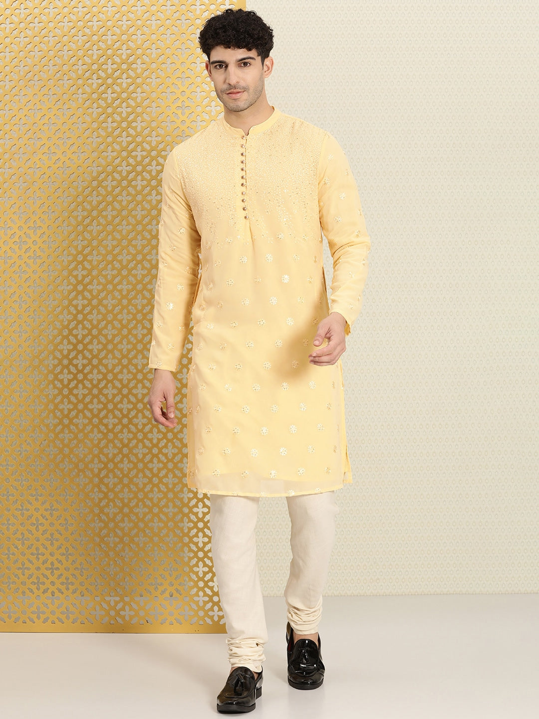 House of Pataudi Men Embroidered Sequined Floral Jashn Kurta | Grocsy